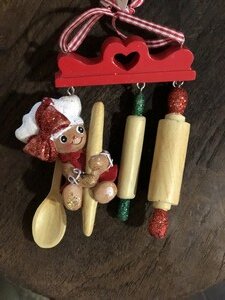 Hanging Ginger baking set