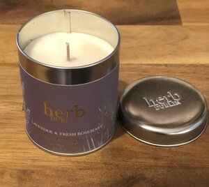 HERB TIN LAVENDER CANDLE